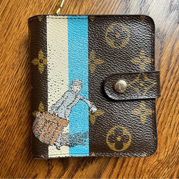 Louis Vuitton Monogram Groom Compact Zip Wallet (w/ COA) - Picture 2 of 13